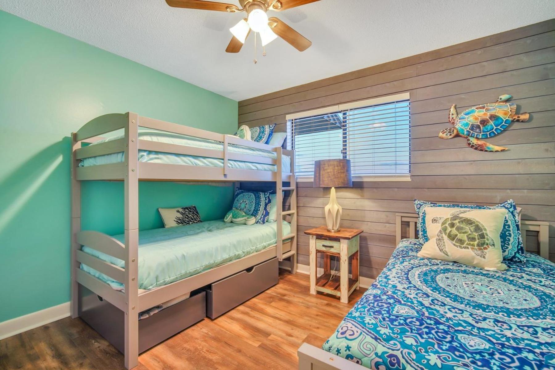 Welcome To Your Beachside Escape! Apartment Хилтън Хед Айлънд Екстериор снимка